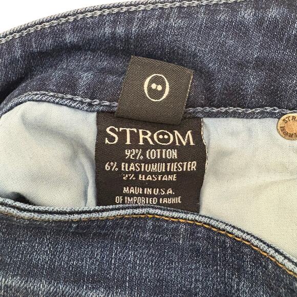 STROM Straight Leg Trenton Dove Wash Jeans | 28 - Picture 6 of 7